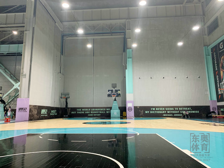 篮球场专用地板 羽毛球场木地板 运动木地板 运